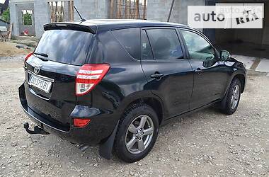 Внедорожник / Кроссовер Toyota RAV4 2012 в Чернигове