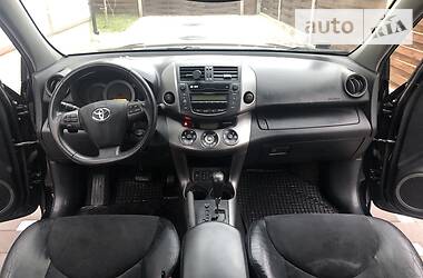 Внедорожник / Кроссовер Toyota RAV4 2011 в Киеве