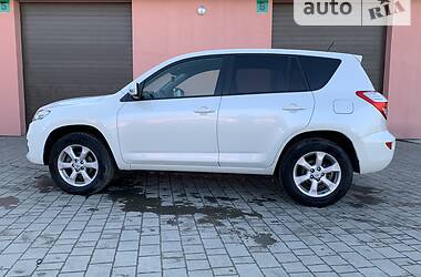 Внедорожник / Кроссовер Toyota RAV4 2010 в Бродах