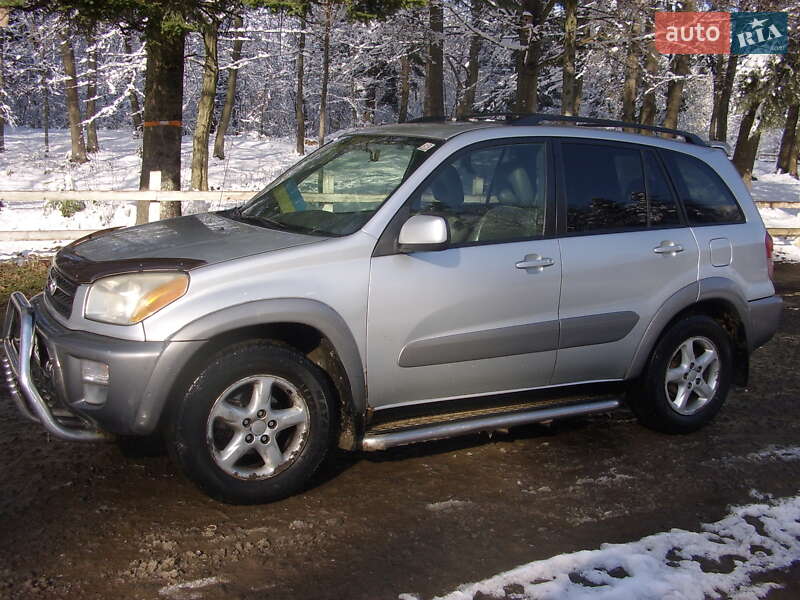Позашляховик / Кросовер Toyota RAV4 2001 в Трускавці