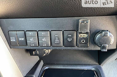 Позашляховик / Кросовер Toyota RAV4 2014 в Бучі