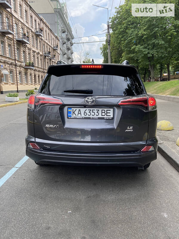 Внедорожник / Кроссовер Toyota RAV4 2018 в Киеве фото 7 Внедорожник / Кроссовер Toyota RAV4 2018 в Киеве