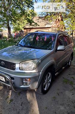 Внедорожник / Кроссовер Toyota RAV4 2003 в Полтаве