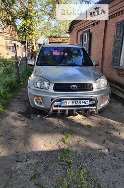 Внедорожник / Кроссовер Toyota RAV4 2003 в Полтаве