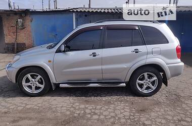 Внедорожник / Кроссовер Toyota RAV4 2003 в Полтаве