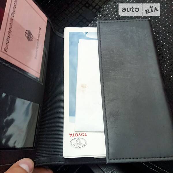 Внедорожник / Кроссовер Toyota RAV4 2006 в Ровно