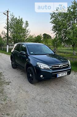 Внедорожник / Кроссовер Toyota RAV4 2007 в Львове