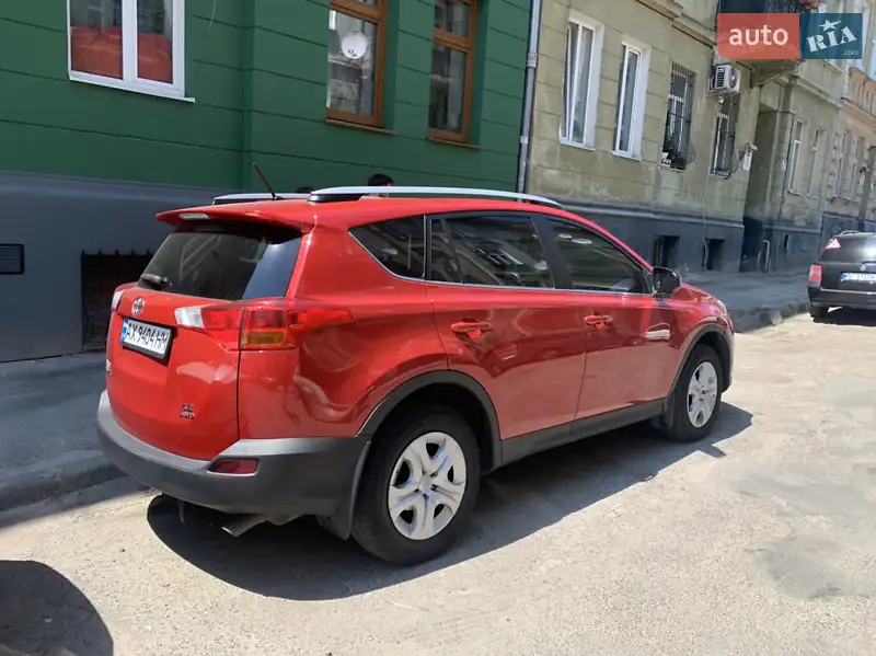 Універсал Toyota RAV4 2015 в 