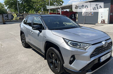 Позашляховик / Кросовер Toyota RAV4 2020 в Білій Церкві