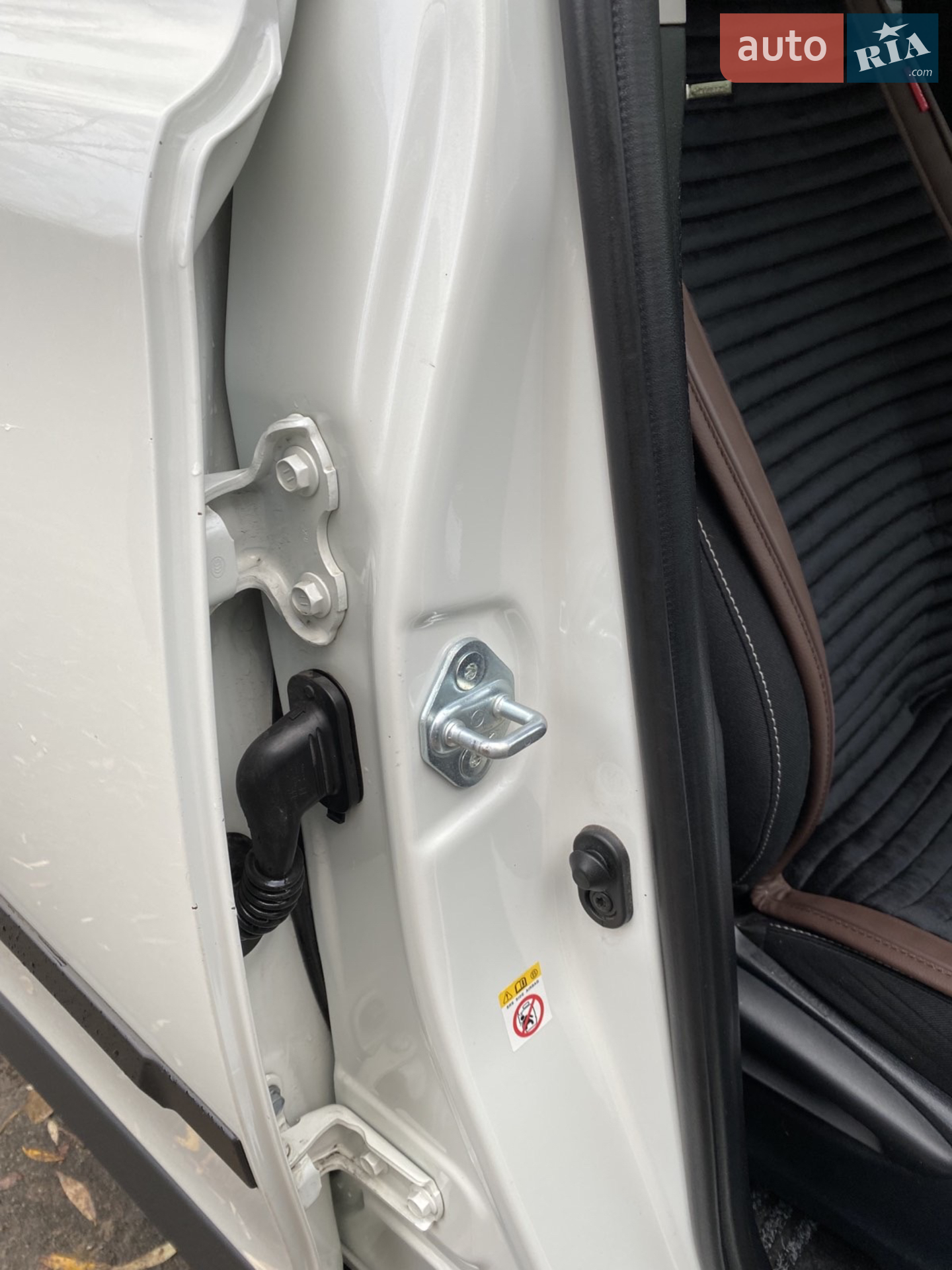 2015 Toyota RAV 4 - мініатюра 8