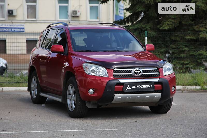 Внедорожник / Кроссовер Toyota RAV4 2008 в 