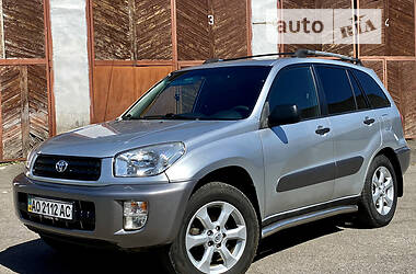 Позашляховик / Кросовер Toyota RAV4 2002 в Міжгір'ї