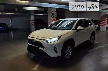 Позашляховик / Кросовер Toyota RAV4 2019 в Одесі