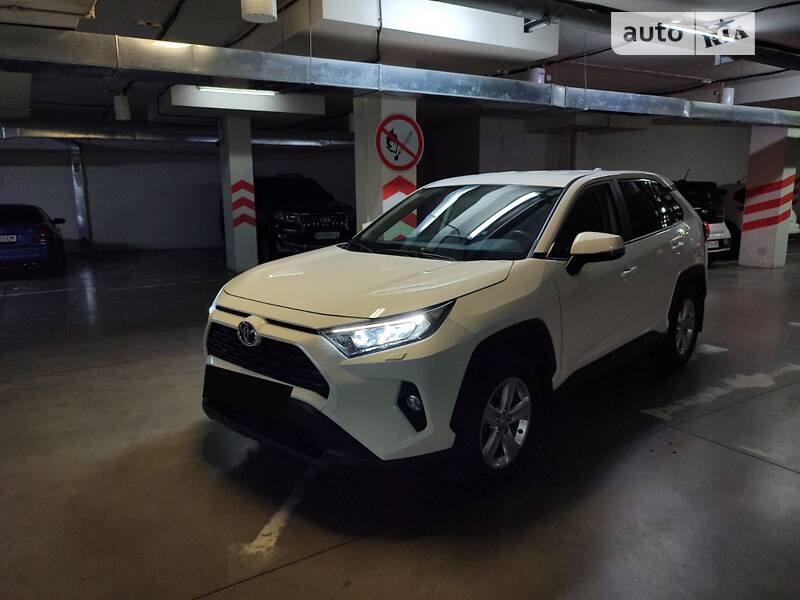Позашляховик / Кросовер Toyota RAV4 2019 в Одесі