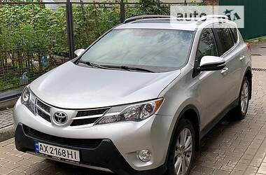 Внедорожник / Кроссовер Toyota RAV4 2015 в Львове