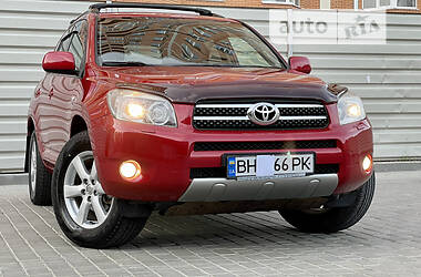 Внедорожник / Кроссовер Toyota RAV4 2008 в 