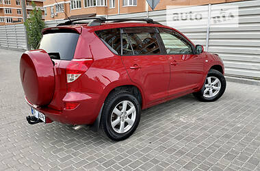 Внедорожник / Кроссовер Toyota RAV4 2008 в 