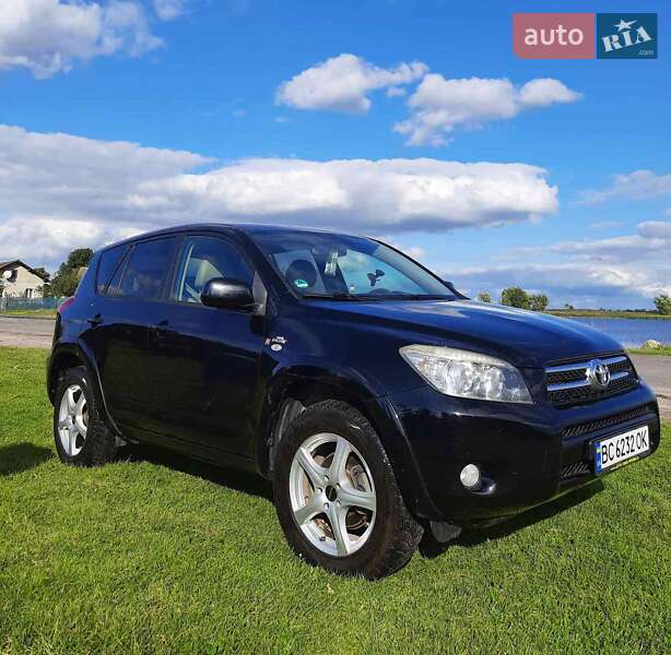Позашляховик / Кросовер Toyota RAV4 2006 в Бродах