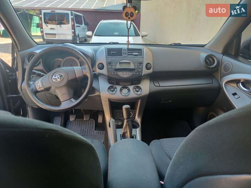 Позашляховик / Кросовер Toyota RAV4 2008 в Береговому
