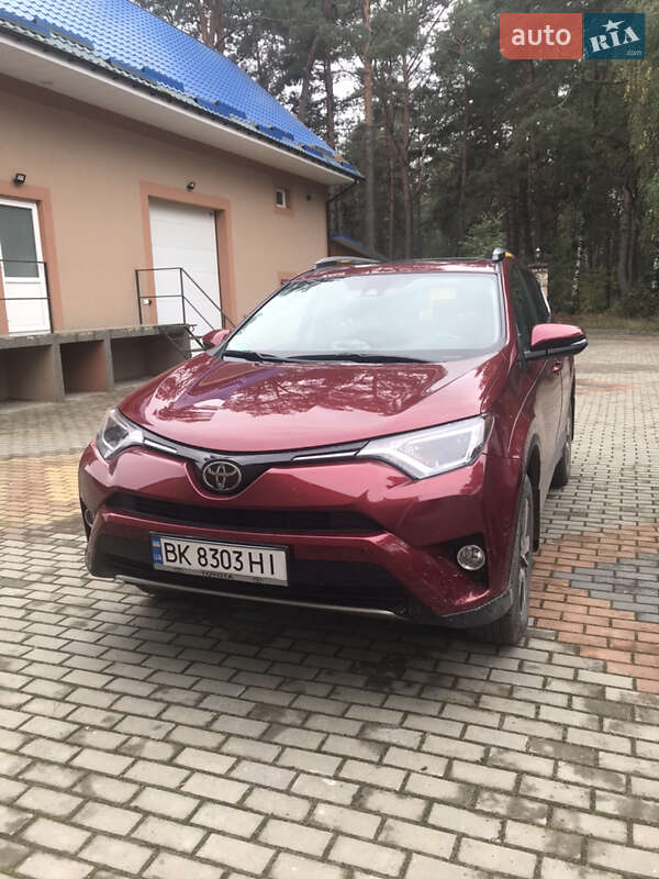 Toyota RAV4 2018