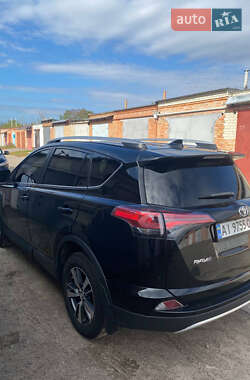 Позашляховик / Кросовер Toyota RAV4 2018 в Києві