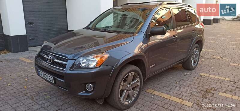 Toyota RAV4 2012