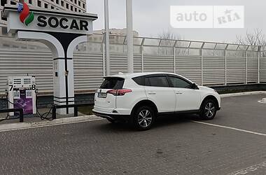 Позашляховик / Кросовер Toyota RAV4 2017 в Ізмаїлі