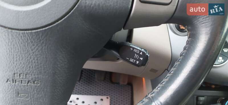 Позашляховик / Кросовер Toyota RAV4 2006 в Львові