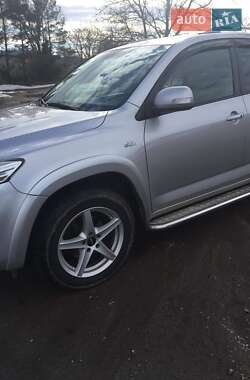 Внедорожник / Кроссовер Toyota RAV4 2011 в Львове