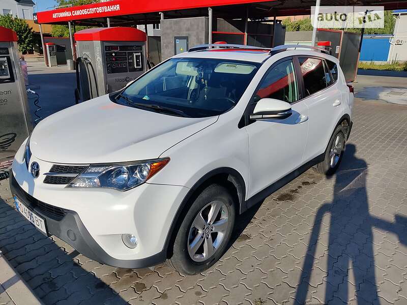 Toyota RAV4 2015