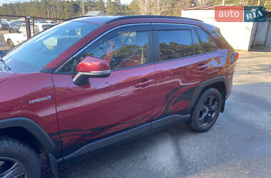 Позашляховик / Кросовер Toyota RAV4 2019 в Києві