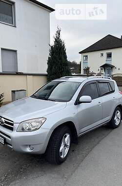 Позашляховик / Кросовер Toyota RAV4 2006 в Києві