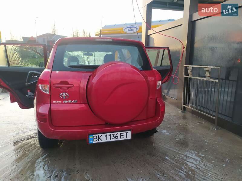 Позашляховик / Кросовер Toyota RAV4 2006 в Рівному фото 5 Позашляховик / Кросовер Toyota RAV4 2006 в Рівному