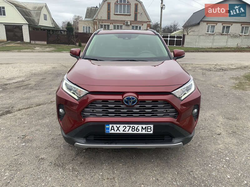 Внедорожник / Кроссовер Toyota RAV4 2019 в Новой Водолаге фото 12 Внедорожник / Кроссовер Toyota RAV4 2019 в Новой Водолаге