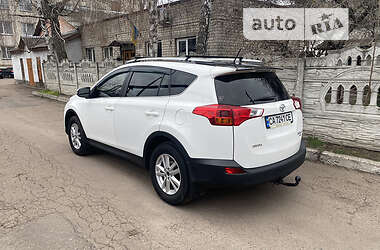 Внедорожник / Кроссовер Toyota RAV4 2014 в Черкассах