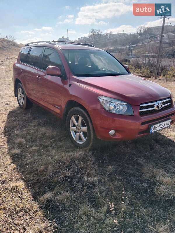 Внедорожник / Кроссовер Toyota RAV4 2008 в Шаргороде