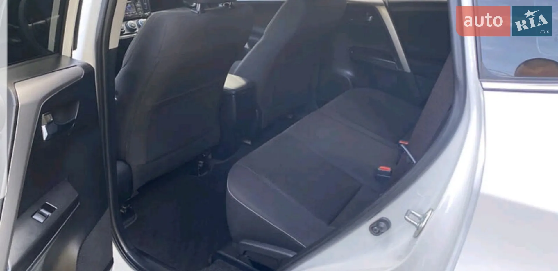 2017 Toyota RAV 4 - мініатюра 15