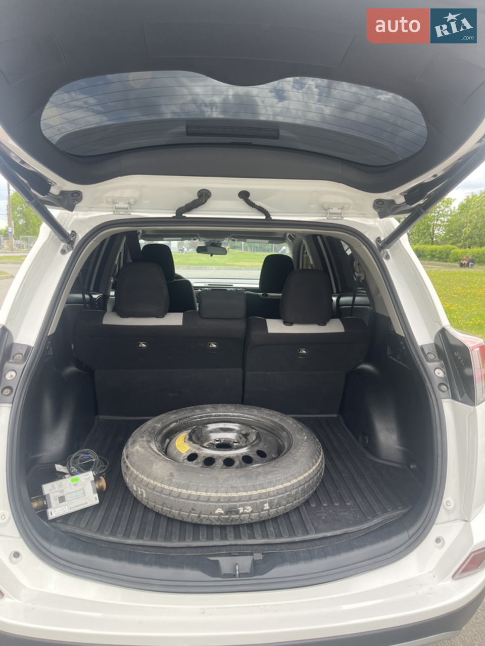 2016 Toyota RAV 4 - мініатюра 15