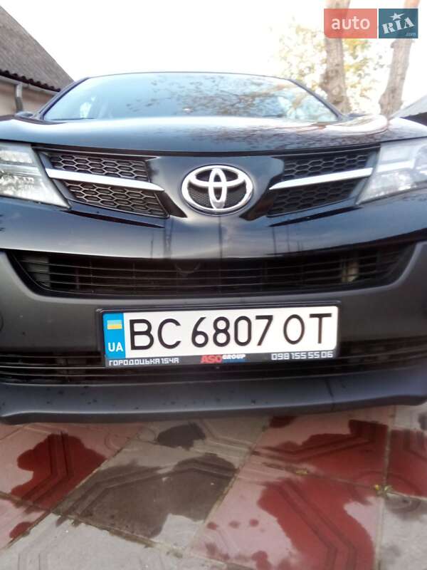 Позашляховик / Кросовер Toyota RAV4 2013 в Львові
