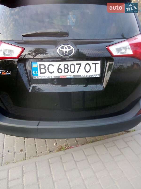 Позашляховик / Кросовер Toyota RAV4 2013 в Львові