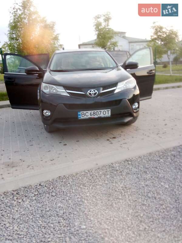 Позашляховик / Кросовер Toyota RAV4 2013 в Львові
