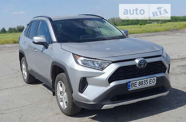 Внедорожник / Кроссовер Toyota RAV4 2020 в Василькове