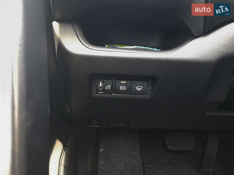 Внедорожник / Кроссовер Toyota RAV4 2020 в Первомайске