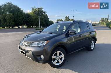 Внедорожник / Кроссовер Toyota RAV4 2014 в Харькове