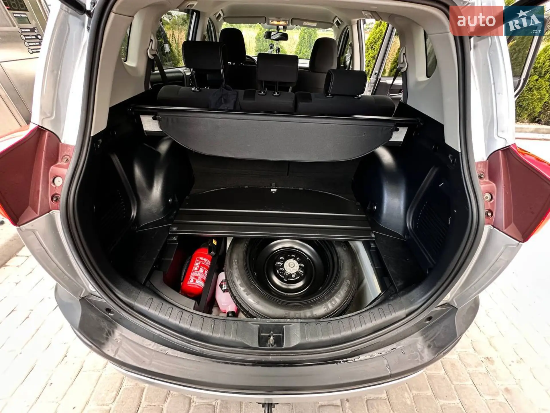 2015 Toyota RAV 4 - мініатюра 17