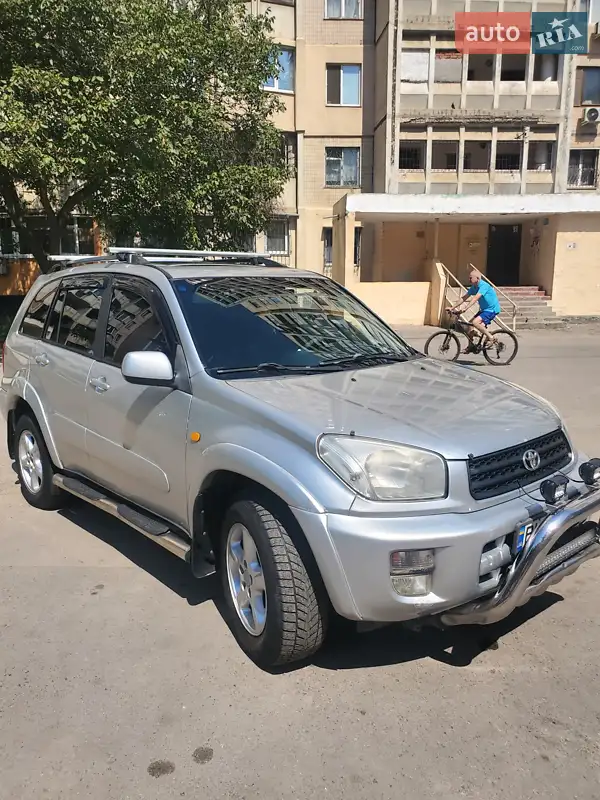 Toyota RAV4 2002