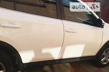 Toyota RAV4 2015