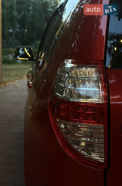 Внедорожник / Кроссовер Toyota RAV4 2010 в Киеве