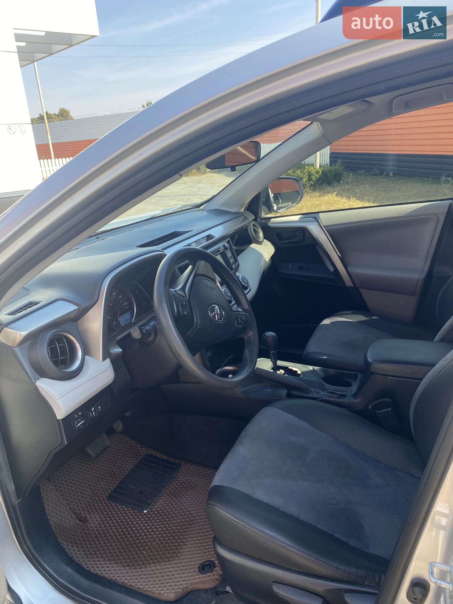 2013 Toyota RAV 4 - мініатюра 12