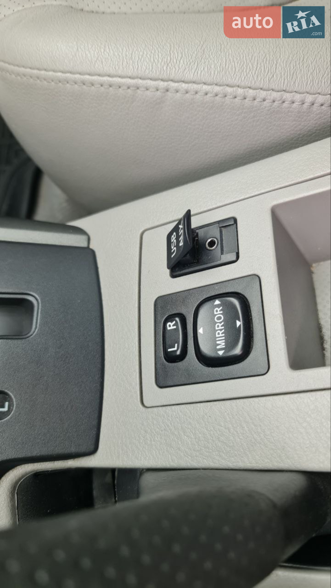 2012 Toyota RAV 4 - мініатюра 11